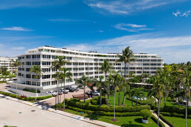Sun & Surf West in Palm Beach, FL - Building Photo - Building Photo