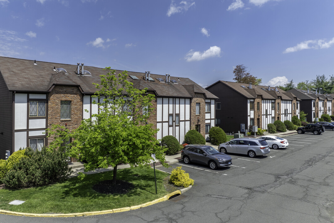 Sussex at Bremmer in Nanuet, NY - Foto de edificio