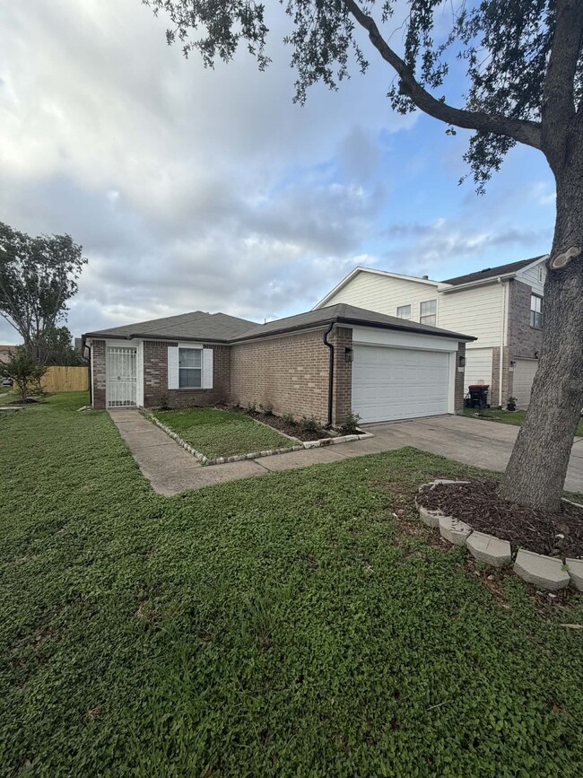 13426 Sanderford Ln in Houston, TX - Building Photo - Building Photo