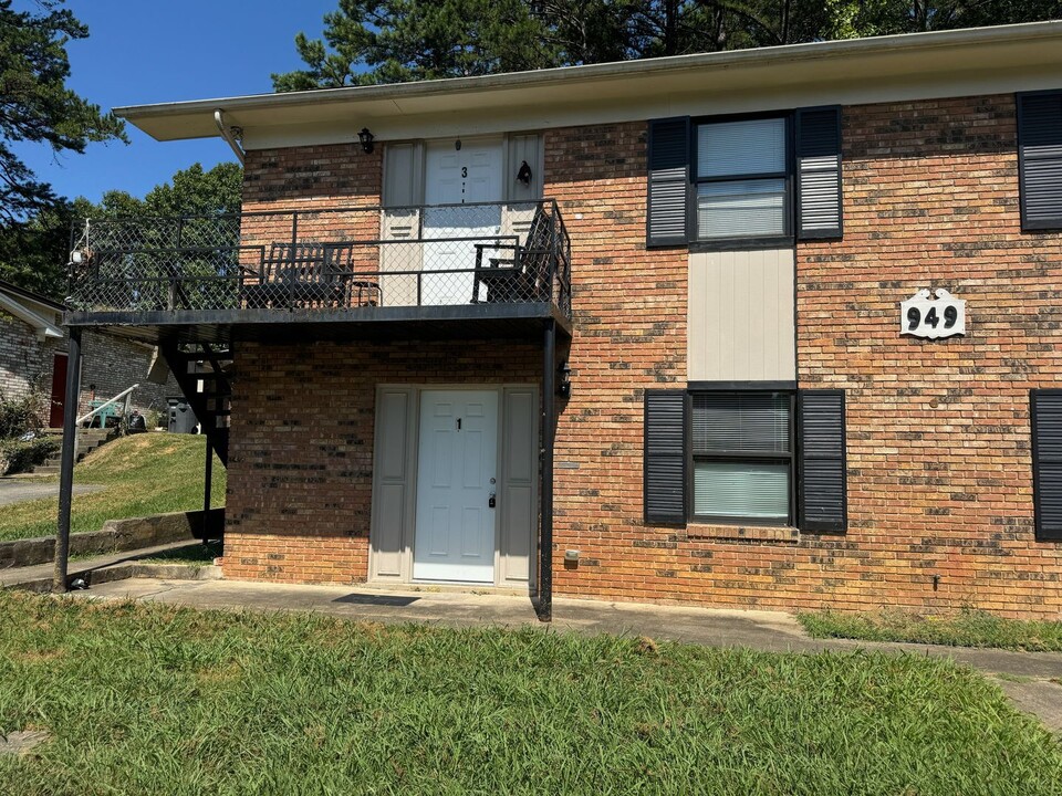 949 Chadwick Dr-Unit -Unit 1 in Kingsport, TN - Foto de edificio