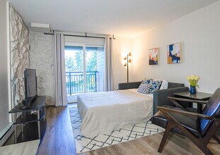 14615 NE 32nd St-Unit -ID1043426P in Bellevue, WA - Building Photo - Building Photo