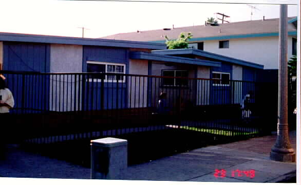 611 N Olive St in Anaheim, CA - Foto de edificio - Building Photo