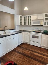 2300 E Aragon Blvd in Sunrise, FL - Building Photo - Building Photo