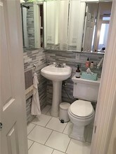 380 E 10th St-Unit -#B2 in New York, NY - Building Photo - Building Photo