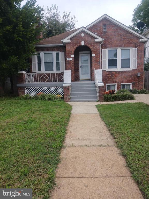 property at 1517 Beaver Heights Ln