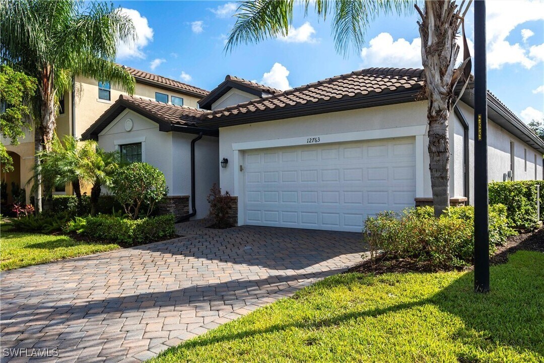 12763 Fairington Way in Ft. Myers, FL - Building Photo