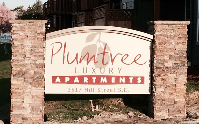 Plumtree Apartments in Albany, OR - Foto de edificio - Building Photo