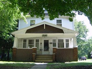 655 Sumner St in Akron, OH - Foto de edificio - Building Photo