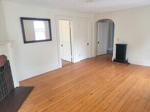 270 Cherry Brook Rd in Canton, CT - Building Photo - Building Photo