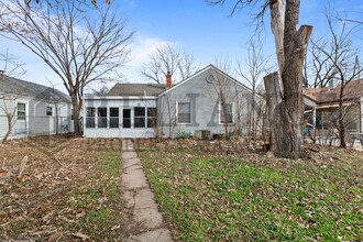 1913 N Hood St in Wichita, KS - Building Photo - Building Photo