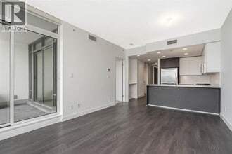 2008 Rosser Ave in Burnaby, BC - Building Photo - Building Photo