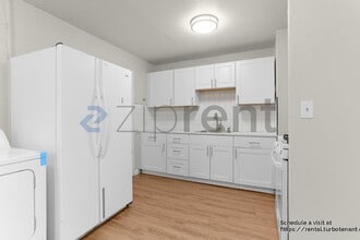 1502 Kirkland Ave NE in Renton, WA - Building Photo - Building Photo