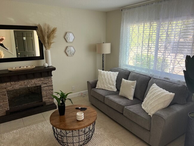 1402 Callen St in Vacaville, CA - Building Photo - Building Photo