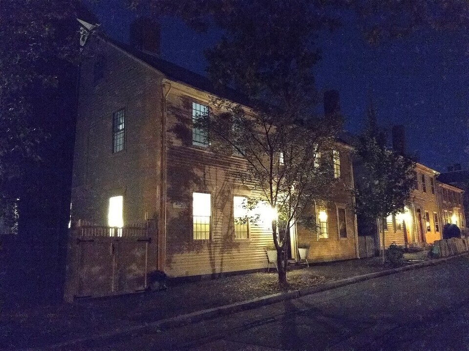 48 Benefit St in Providence, RI - Building Photo