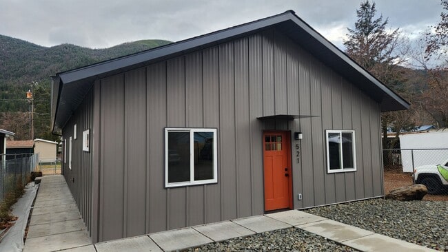 521 Montana Ave in Missoula, MT - Building Photo - Building Photo