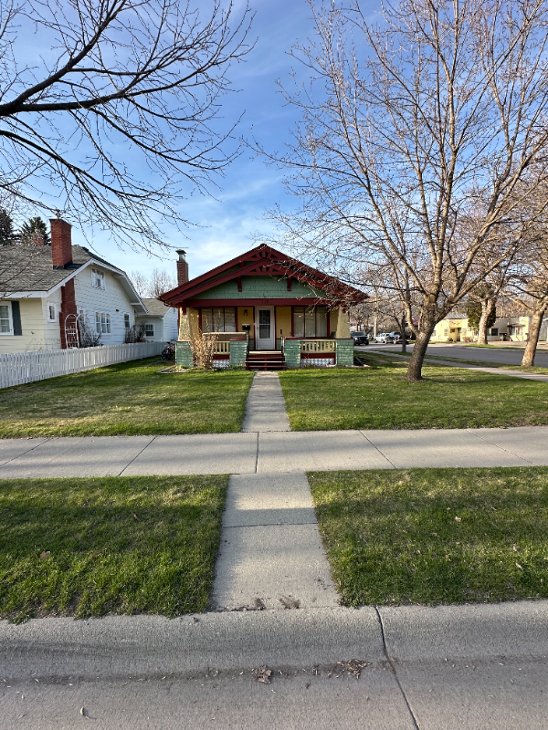 property at 738 2nd St