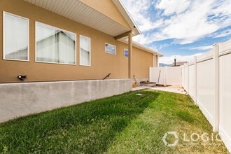 6575 S Afterglow Ln in West Valley City, UT - Building Photo - Building Photo