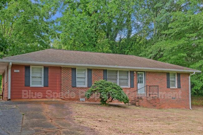 1862 Posten Ln SW in Mableton, GA - Building Photo - Building Photo