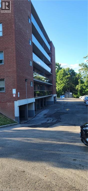 2373 King St E in Hamilton, ON - Building Photo - Building Photo