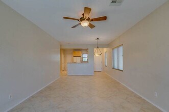 5985 Falconer Ave in Las Vegas, NV - Building Photo - Building Photo