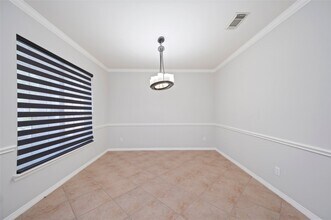 5619 Honey Brook Ct in Sugar Land, TX - Building Photo - Building Photo