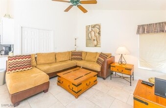 5077 Mabry Dr in Naples, FL - Foto de edificio - Building Photo
