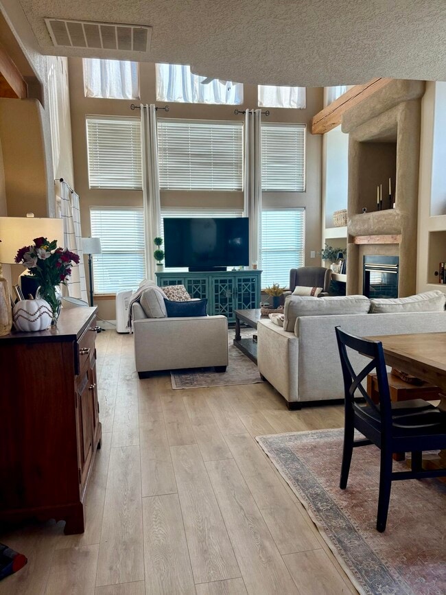 13200 Silver Peak Pl NE in Albuquerque, NM - Building Photo - Building Photo