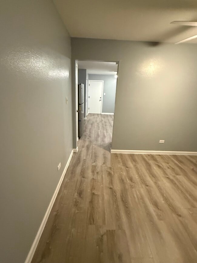 18329 West St, Unit 2R