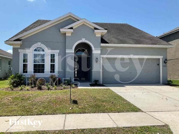 30544 Annadale Dr in Wesley Chapel, FL - Building Photo