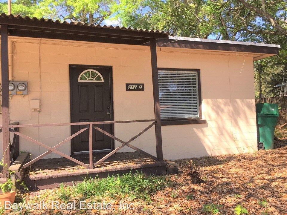 612 32nd St in Niceville, FL - Building Photo