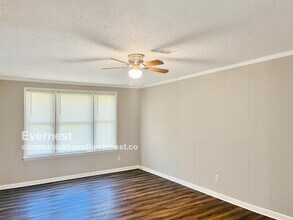 305 Shirley Rd in Smyrna, TN - Building Photo - Building Photo