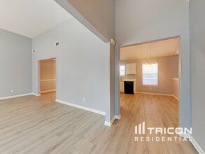 1100 Village Oaks in Jonesboro, GA - Building Photo - Building Photo