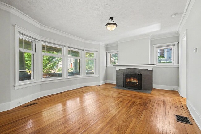 property at 350 Union Ave SE