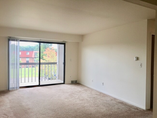 2973 Clark Rd in Ypsilanti, MI - Building Photo - Building Photo