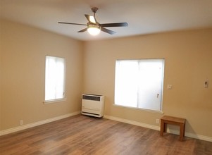 1739 W 23rd St in Los Angeles, CA - Foto de edificio - Interior Photo