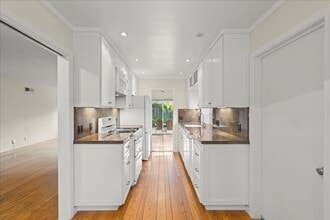 1502 Fordham Way in Mountain View, CA - Building Photo - Building Photo