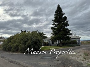 15451 Cana Pine Creek Rd in Chico, CA - Building Photo - Building Photo