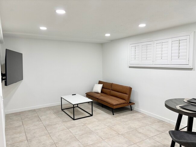 9425 S Tramway Dr in Sandy, UT - Foto de edificio - Building Photo