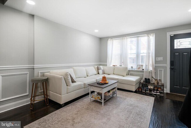 912 Cantrell St in Philadelphia, PA - Building Photo - Building Photo