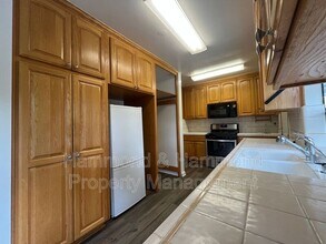 18029 Santa Rita St in Los Angeles, CA - Building Photo - Building Photo