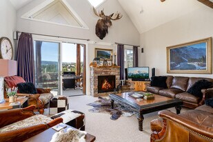 4 Lower Saddle Ridge Rd in Big Sky, MT - Building Photo
