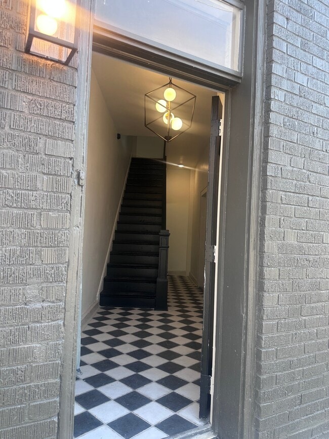 2435 Williams Ave in Cincinnati, OH - Building Photo - Building Photo