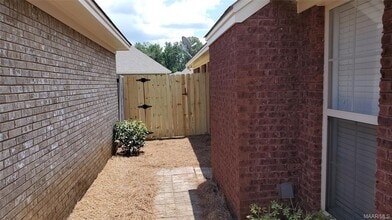 8740 Lindsey Ln in Montgomery, AL - Building Photo - Building Photo
