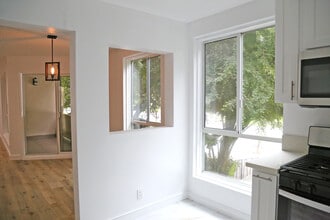 9160 Beverly Blvd in Beverly Hills, CA - Building Photo - Building Photo