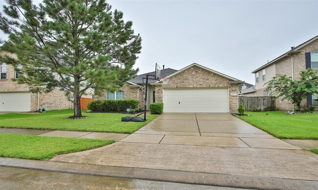 property at 16919 Langham Heights Ln