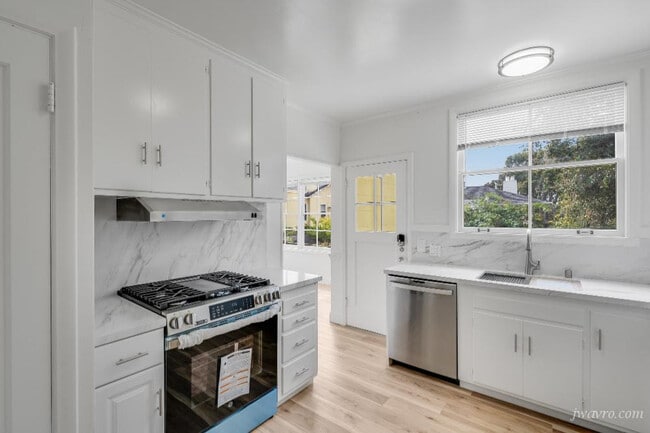 54 Santa Ana Ave in San Francisco, CA - Building Photo - Building Photo