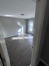 35 South St in Claremont, NH - Building Photo - Building Photo