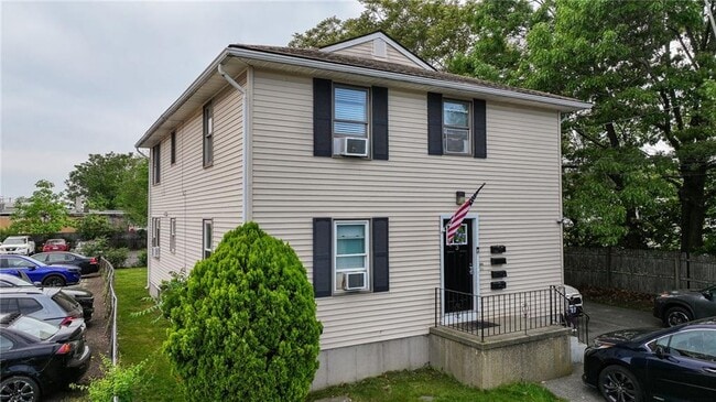 3 Benedict St