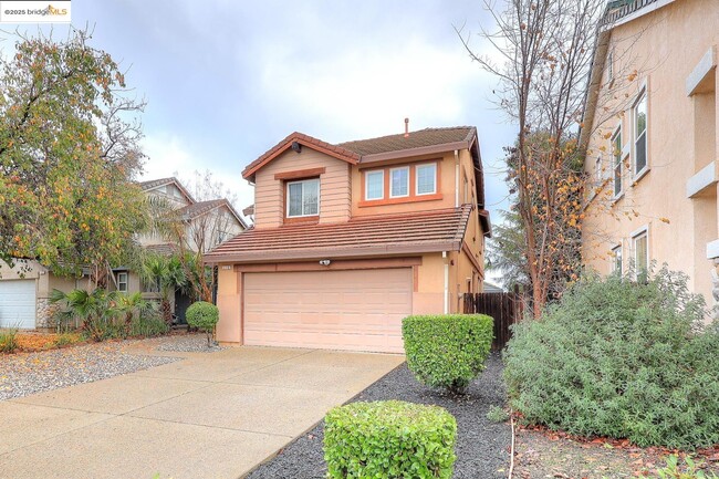 220 Whispering Oaks Ct in Brentwood, CA - Building Photo - Building Photo