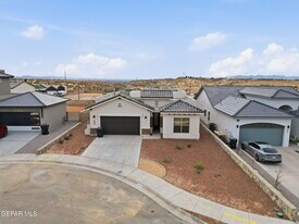 219 Emerald Brass in Horizon City, TX - Building Photo